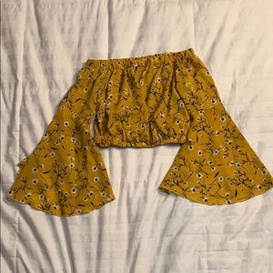 YELLOW CROPPED OVER THE SHOULDER (flowers)